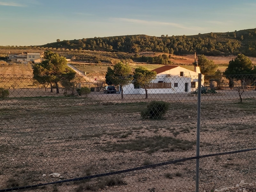 3 Bed Villa For Sale In Yecla Murcia 1 0 1