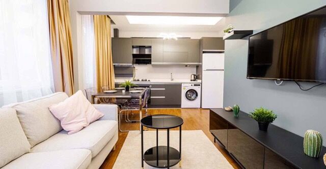 Modern corner Airbnb property for sale in Fatih, Istanbul, ideal for investment.