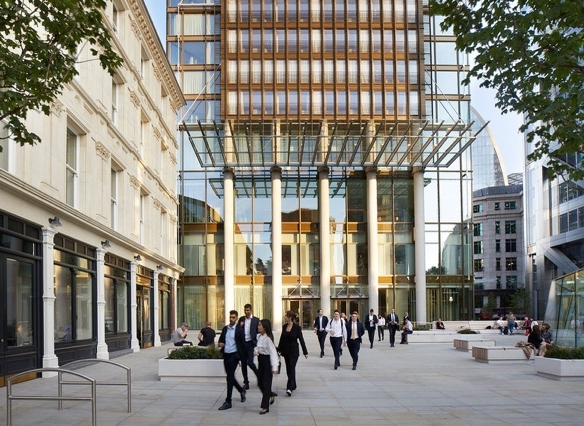 01 The Plaza and Devonshire Row 2000 2000 0 Medium 14