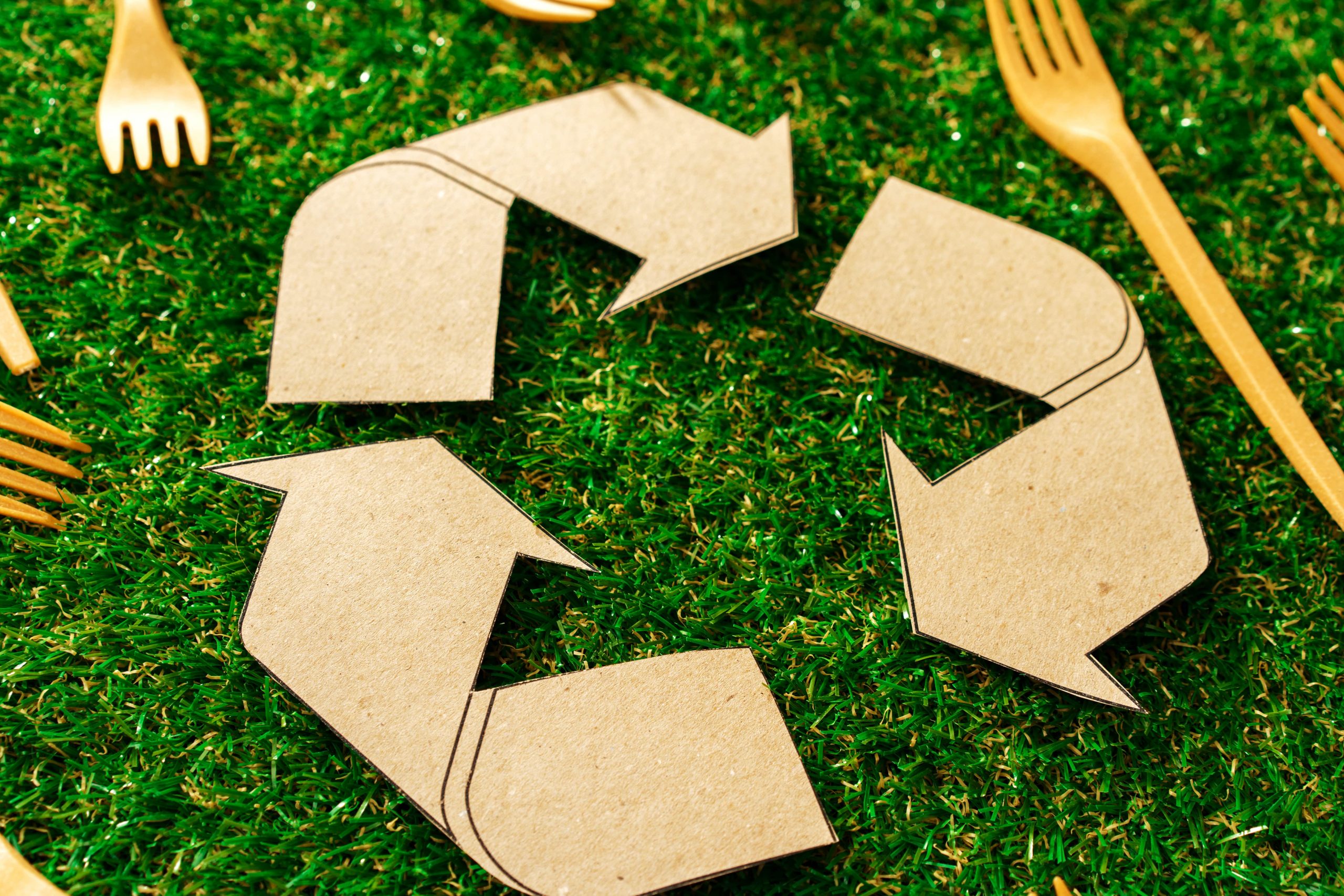 12 simple and creative scrap wood projects scaled 1
