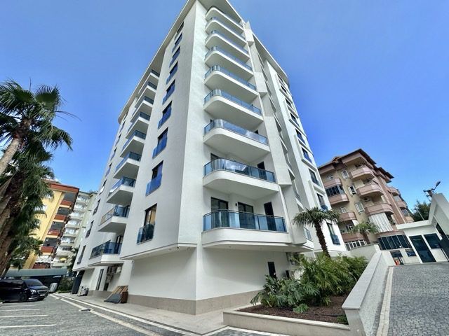 Bright 1+1 apartment with balcony and pool access in Prime Gullerpınarı, Alanya.