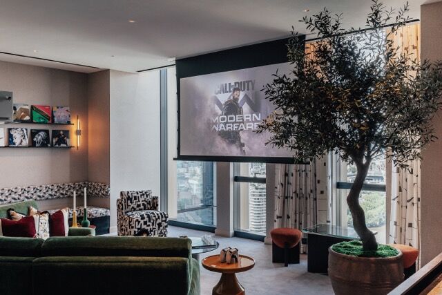 Modern apartment with city views in London’s One Nine Elms development. Perfect for luxury urban liv.