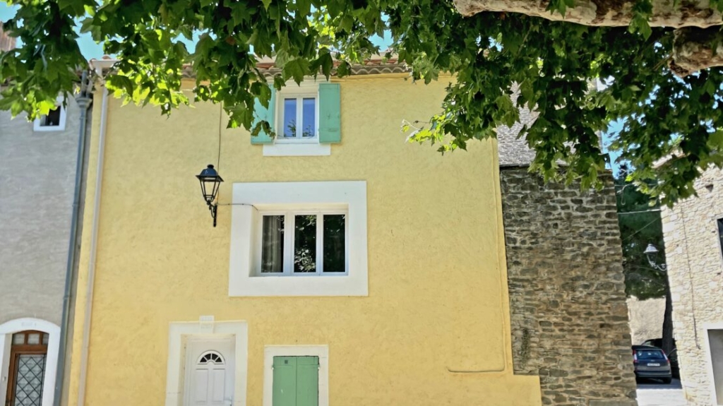 Small Village House, Entirely Renovated, With Garage, Living Room And Master Suite. 1 TRAUS90000EBB 1110x623 1