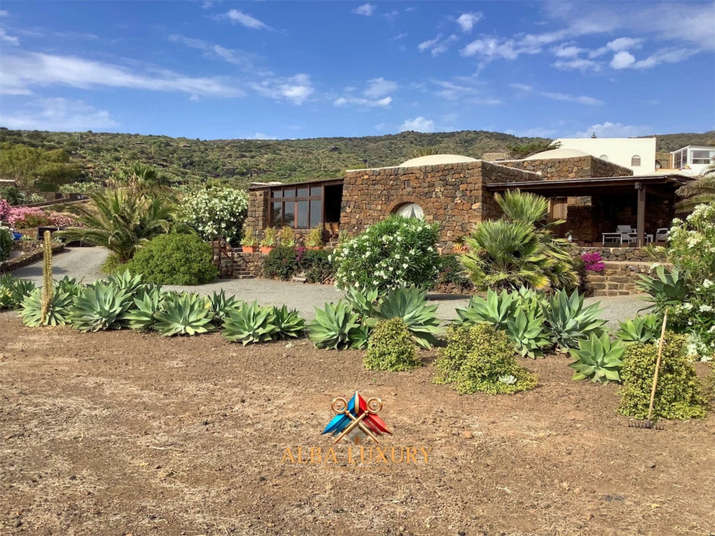 Dammuso sea view in Pantelleria 1 imm 126150 20250121202957 1920 1 10