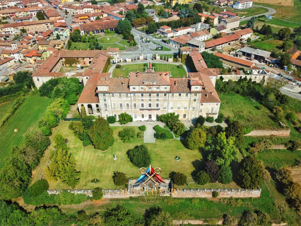 Prestigious Historic Villa with Park 1 imm 126379 20250213234525 1920 1 8