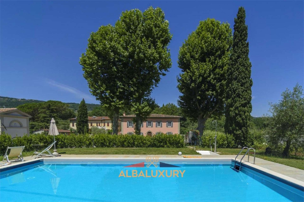 Beautiful villa with swimming pool a few km from P 1 imm 127727 20250123140020 1920 1 12