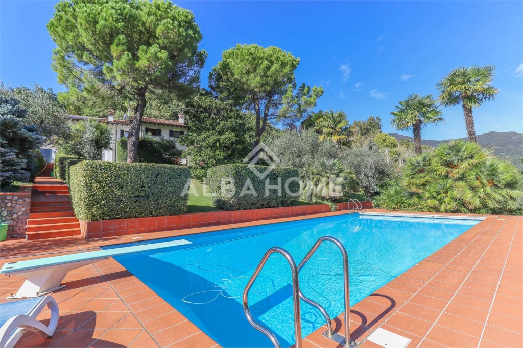 Prestigious villa with breath-taking lake view 1 imm 52766 1920 1 6