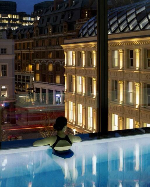 Luxury apartment with panoramic city views at Pan Pacific London.