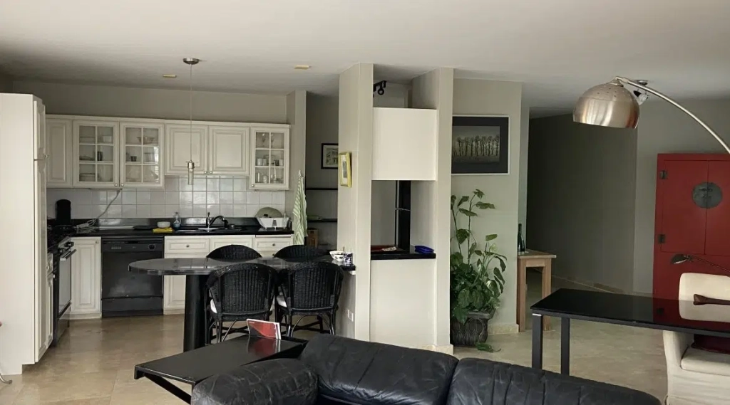 Oranjestad – Spacious Seaview 1-Bedroom Condo with Balcony 1 1 1 1170x650.jpg