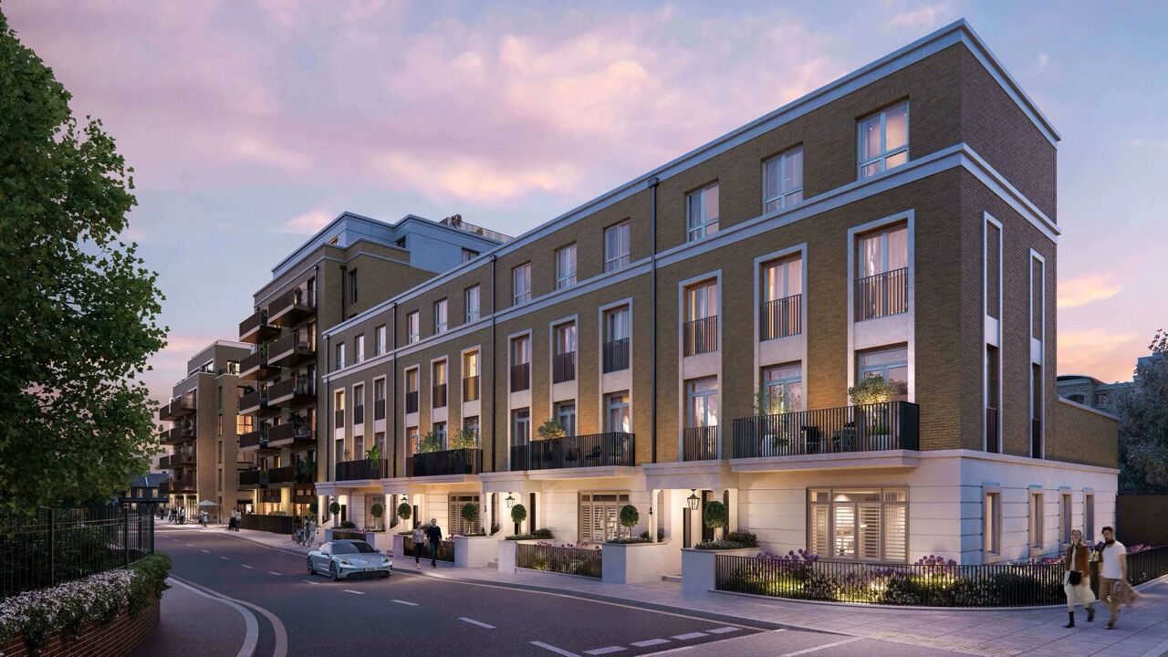 Luxury townhouses in Fulham offering stunning riverside views and modern amenities. Perfect for upsc.