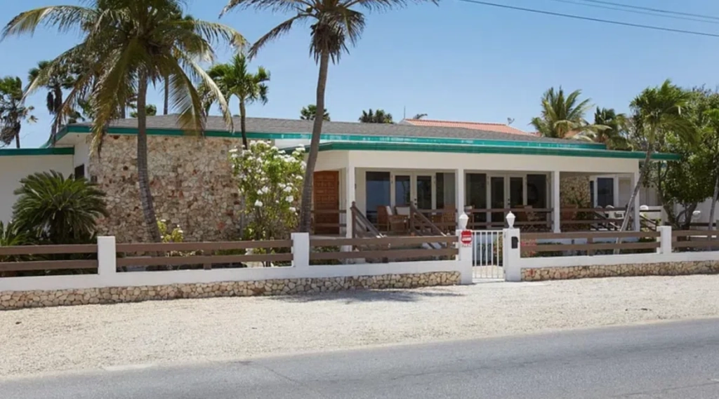 Arashi, Noord – 5- Bedroom Villa 1 CaCa0 1400x650 1 1170x650.png