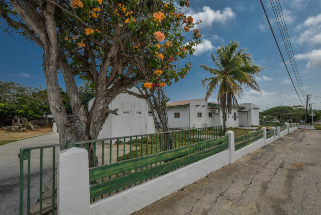 Exquisite 5-Bedroom Villa with Expansive Workspace in Serene Paradera 1 DSC2702 1170x785 1