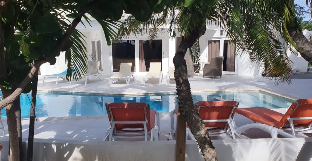 Bubali 1-Bedroom Vacation Rental with Pool 1 PHOTO 2020 11 18 15 15 38 3 1170x605 1