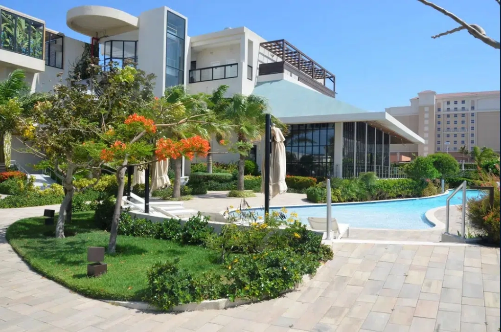 Palm Beach – Walk to Beach 2-Bedroom Luxury Condo – Just Where You Want To Be 1 Palm Beach Walk to Beach 2 Bedroom Luxury Condo Just Where You Want To Be 13.jpg