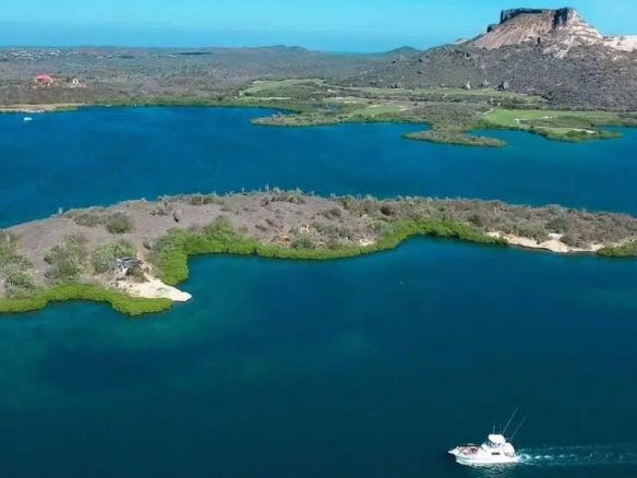 Private Island for Sale Spanish Water Bay Curacao.jpg