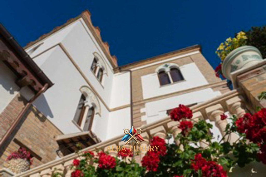 Historic property near Teramo 1 imm 136581 20250409113718 1803