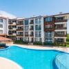 Modern 1-bedroom apartment in Viyana, Nessebar, with access to a swimming pool and scenic surroundin.