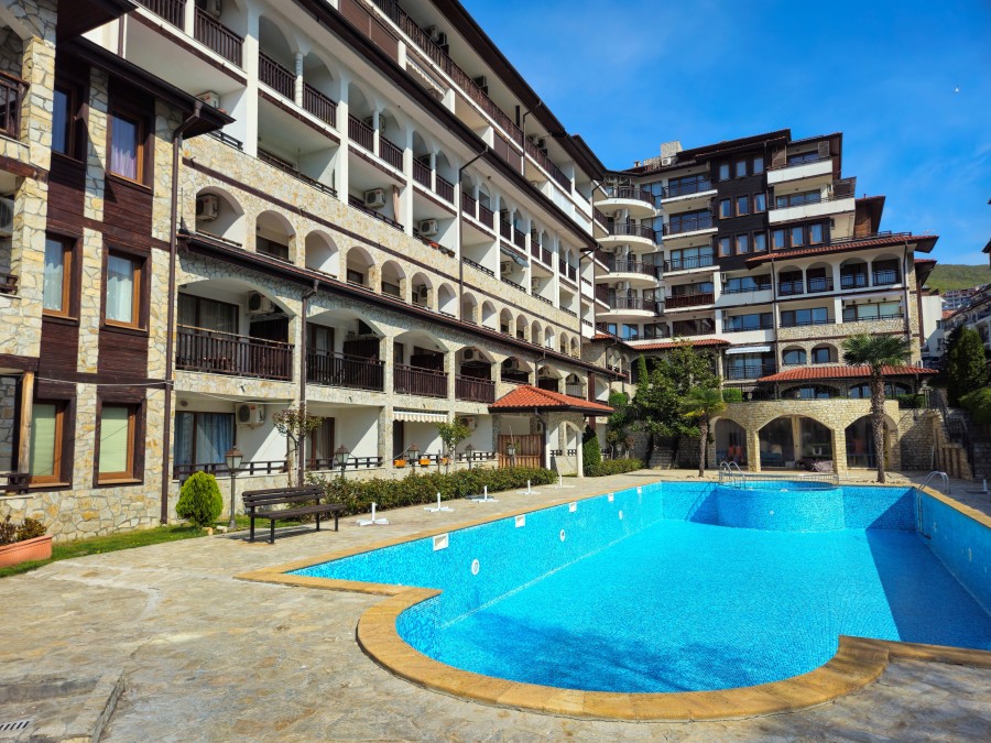 Bargain! Spacious studio, 44 sq.m., in Amphora complex, St. Vlas, 50 m to the sea! 1 3332 7 H6NdL 1
