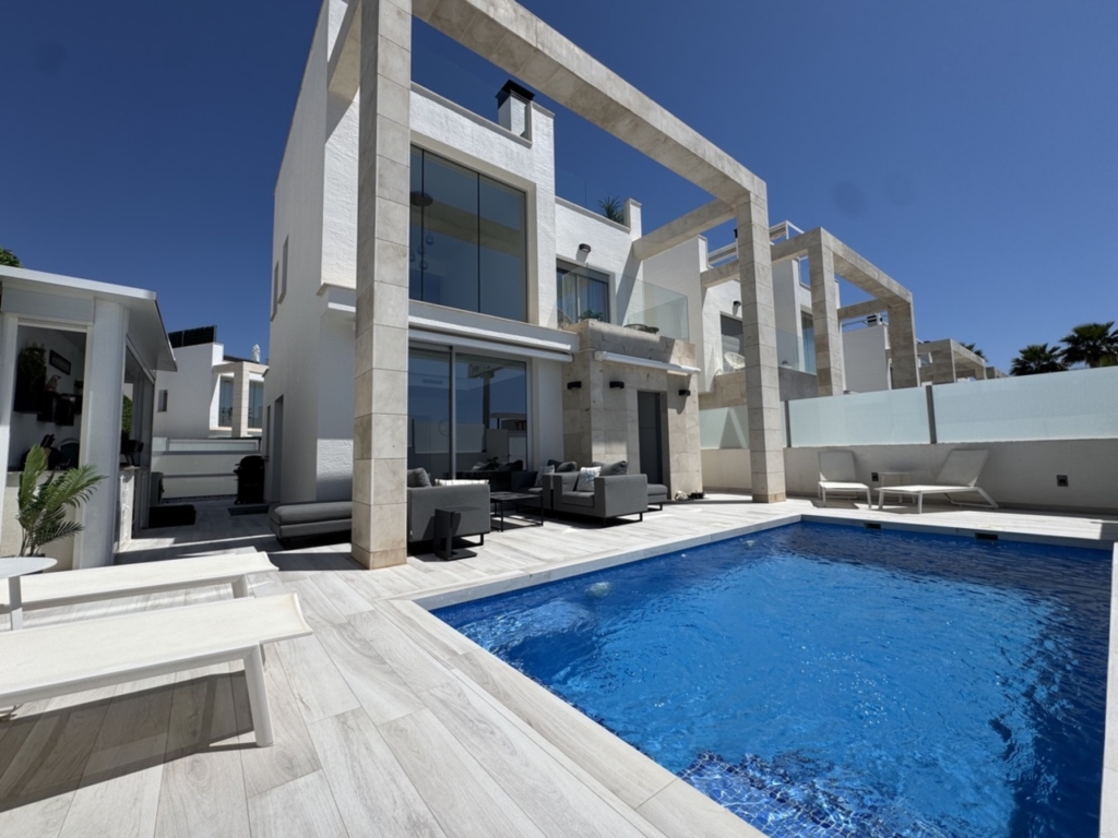 Cabo Roig 1 3dfc44311a2c39d4a11b xlarge