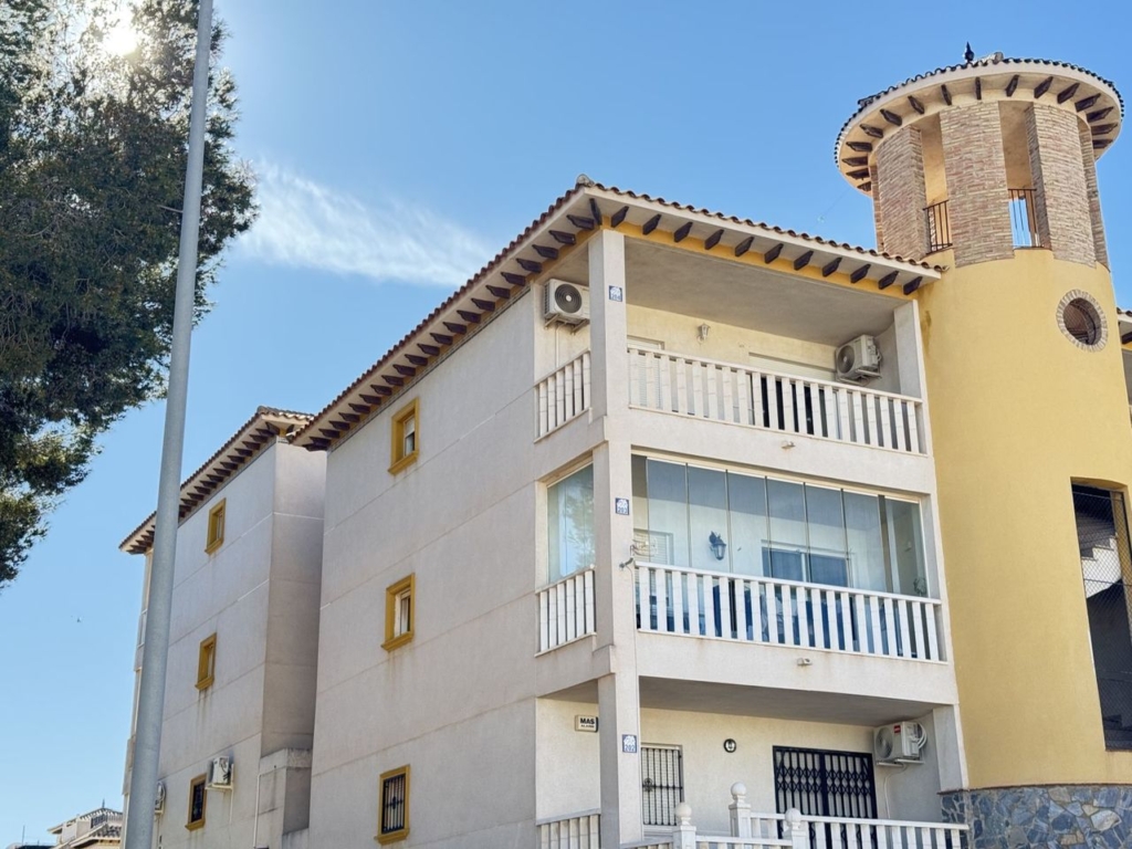 Villamartin 1 9e0c3a982f7a720ef711 xlarge