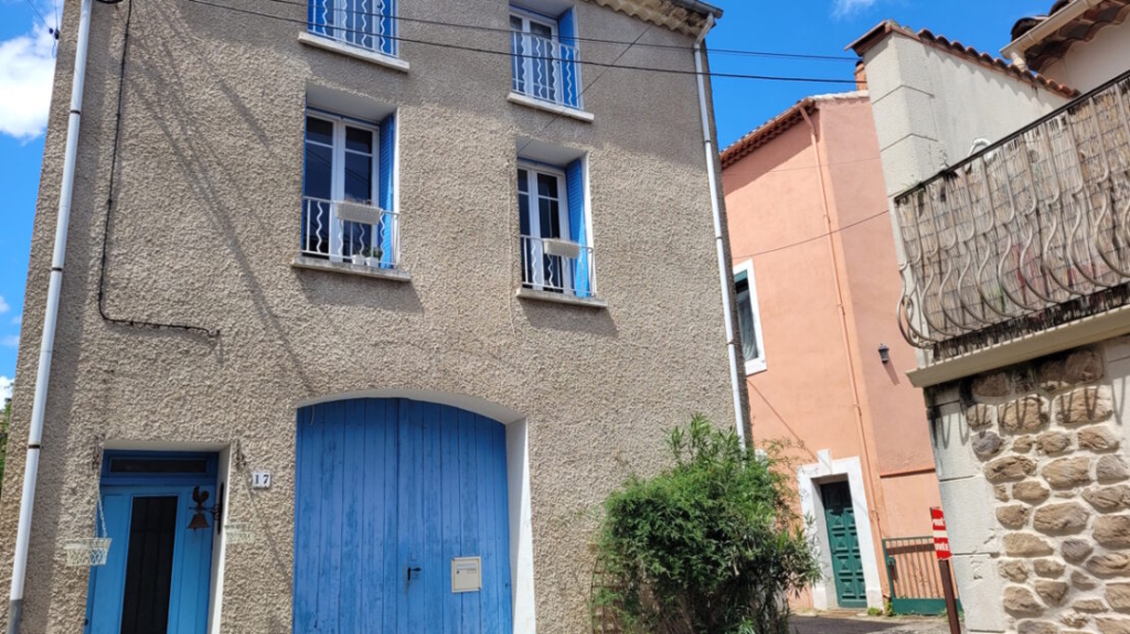 Attractively Converted Former Winegrowers House With Garage, Terraces And Courtyard In Village Center. 1 AUT330000EBA 1110x623 1