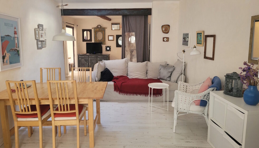 Attractive Village House With 87 M2 Living Space And Roof Terrace In A Lively Seaside Town. 1 MAR234000ED 1089x623 1