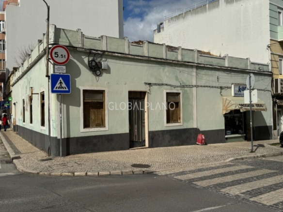 b610edcd36841deb5d70 xlarge