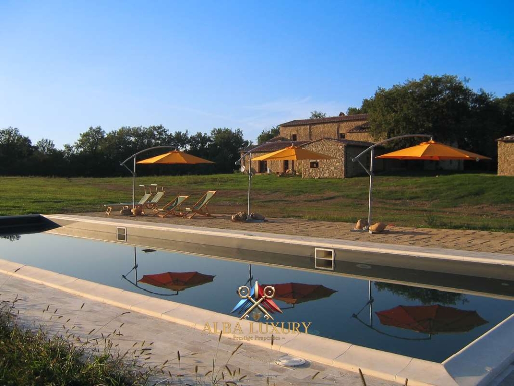 Lovely farmhouse between Siena and Grosseto 1 imm 137520 20250423115539 1067