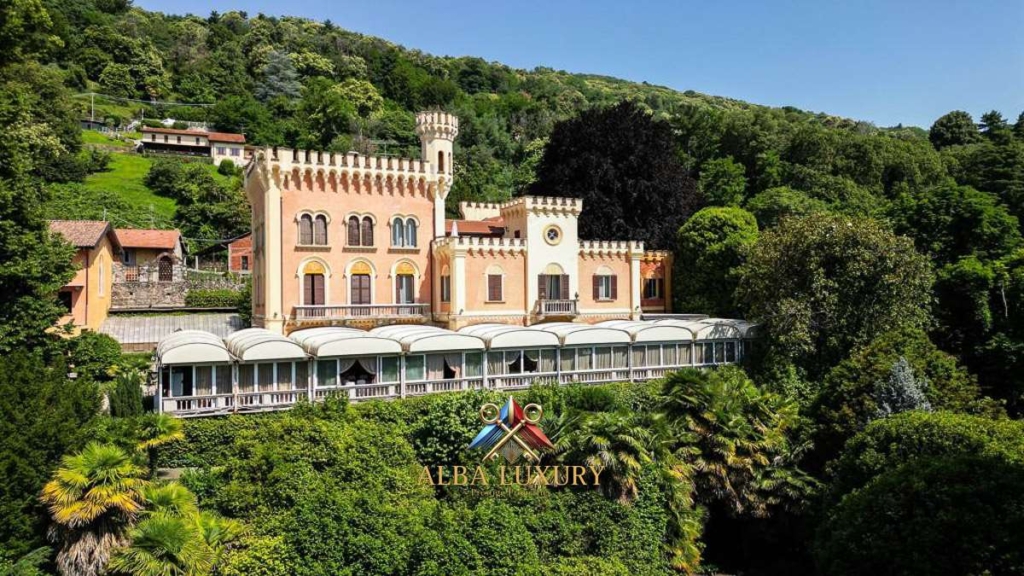 Elegant Historic Residence on Lake Maggiore 1 imm 140091 20250516150244 1200