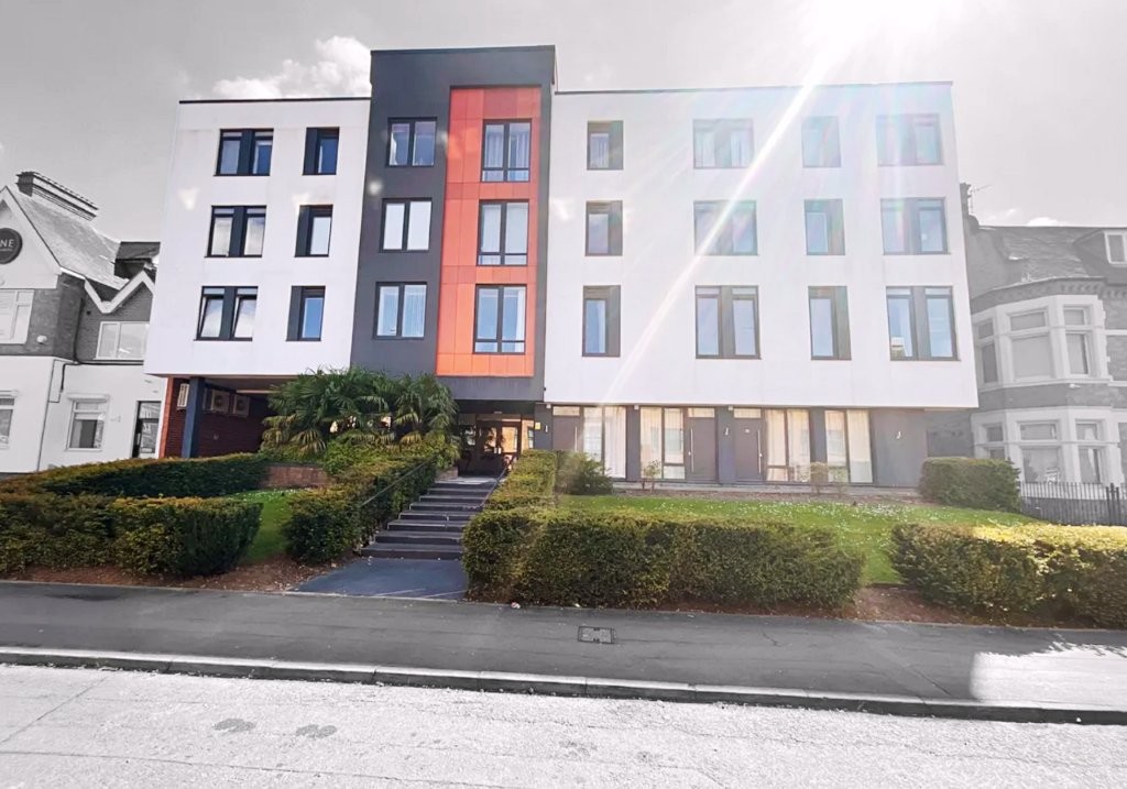 Excellent 1 Bed Apartment for Sale in Coventry 1 0 9