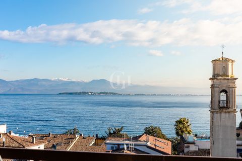 Lake view penthouse in historic center 1 1 4671678 254360609694120432
