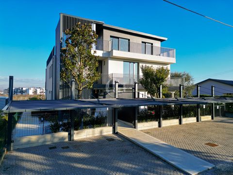Luxury Penthouse with Lake and Vineyard Views 1 11 7795746 356755490483044545