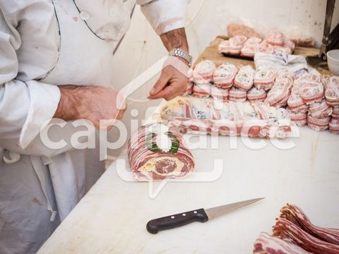 Dpt Hérault (34), à vendre BEDARIEUX Fonds de commerce Boucherie - Charcuterie - Traiteur - 1 17 3827498 19676433926680076