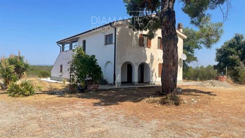 GR6351- Farmhouse on two levels with 10 acres of land 10 minutes from the sea 1 18 4048255 181269909822260910