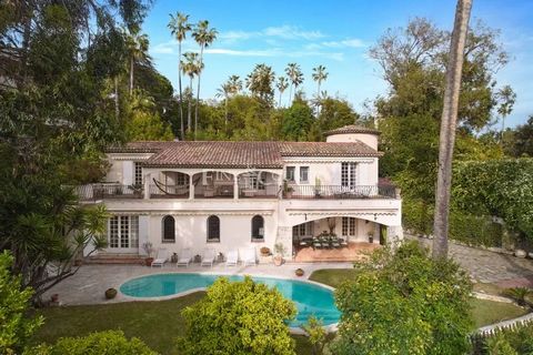 For Sale Villa in Cannes, La Californie Sea View 1 24 5559011 742741215827350590