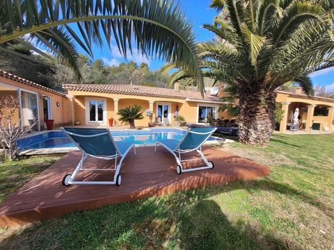 Superb Villa on a Large Plot with Pool and Stunning Views 1 27 4412625 61843376798060000