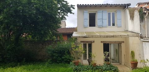 TOWN HOUSE WITH GARDEN 1 3 8646674 215433287217300702
