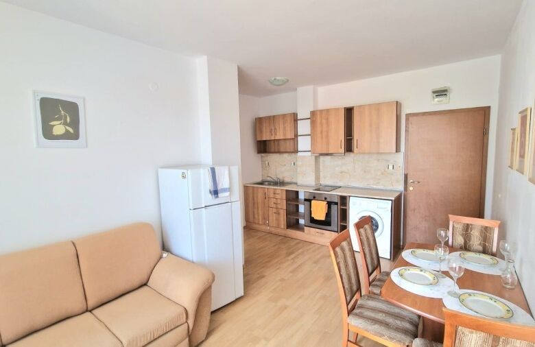 Bright 1-bedroom apartment in Sunny Day 3, just 10 minutes from the sea, perfect for relaxing holida.