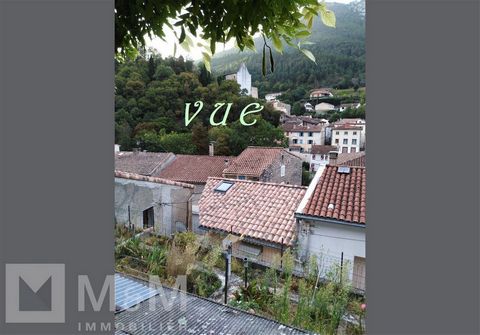 Village house 1 8 9091580 2738122571313104580