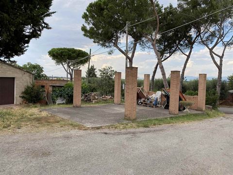 CDL6933 - Annexe with project for conversion into a dwelling 1 9 4456762 2483537592972530124