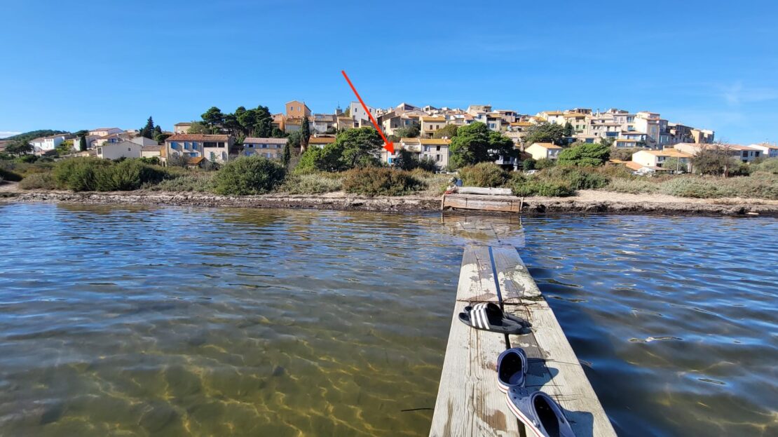 Very Pretty Fisherman's House, Completely Renovated, Of 90 M2 With 3 Bedrooms, An Intimate Courtyard And Unique Location With Direct View Of The Lagoon. 1 BAP269000a 1110x623 1