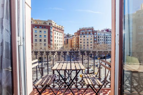 Exquisite Investment Opportunity: Luxury Apartment with Terraces in Pl.España 1 2 4435380 1887184713403169142