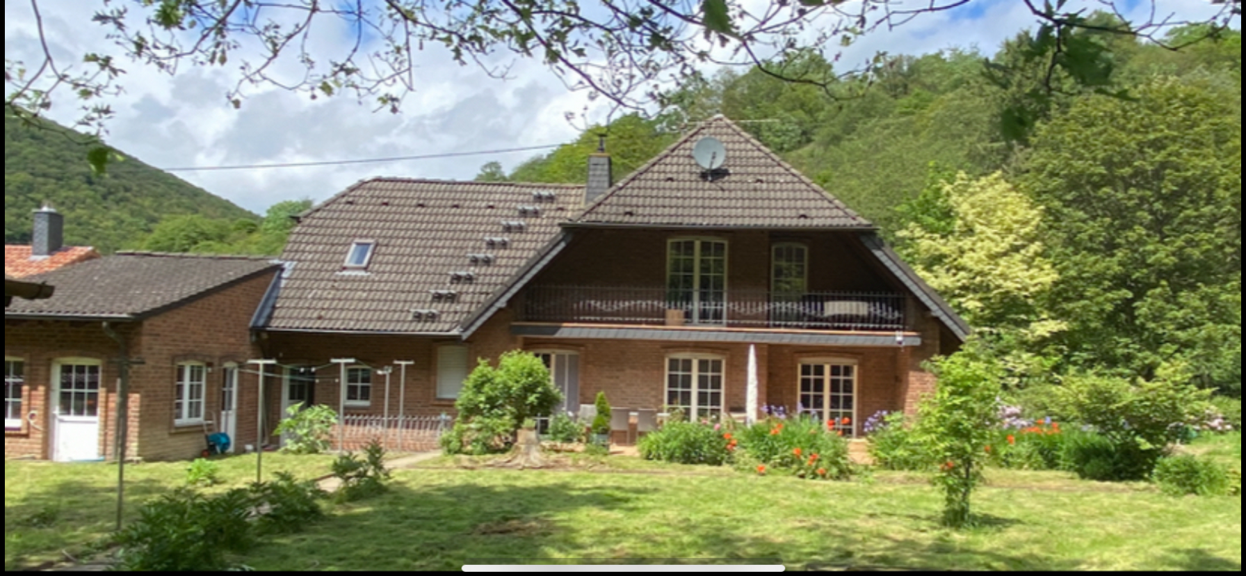 Luxury 5 Bed House For Sale in Kaltenborn-Herschbach 1 image001