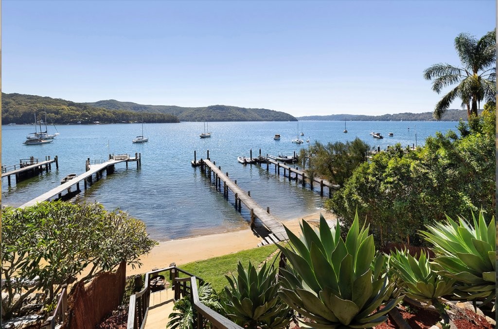 Stunning Waterfront Property For Sale on Scotland Island Sydney 1 1 32