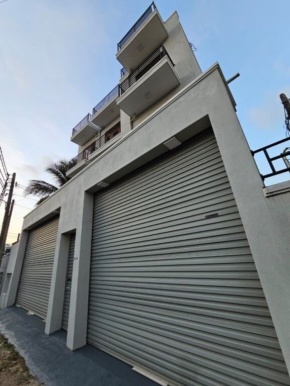Modern 12-bedroom condo building with secure garage in Colombo, Sri Lanka. Prime investment opportun.