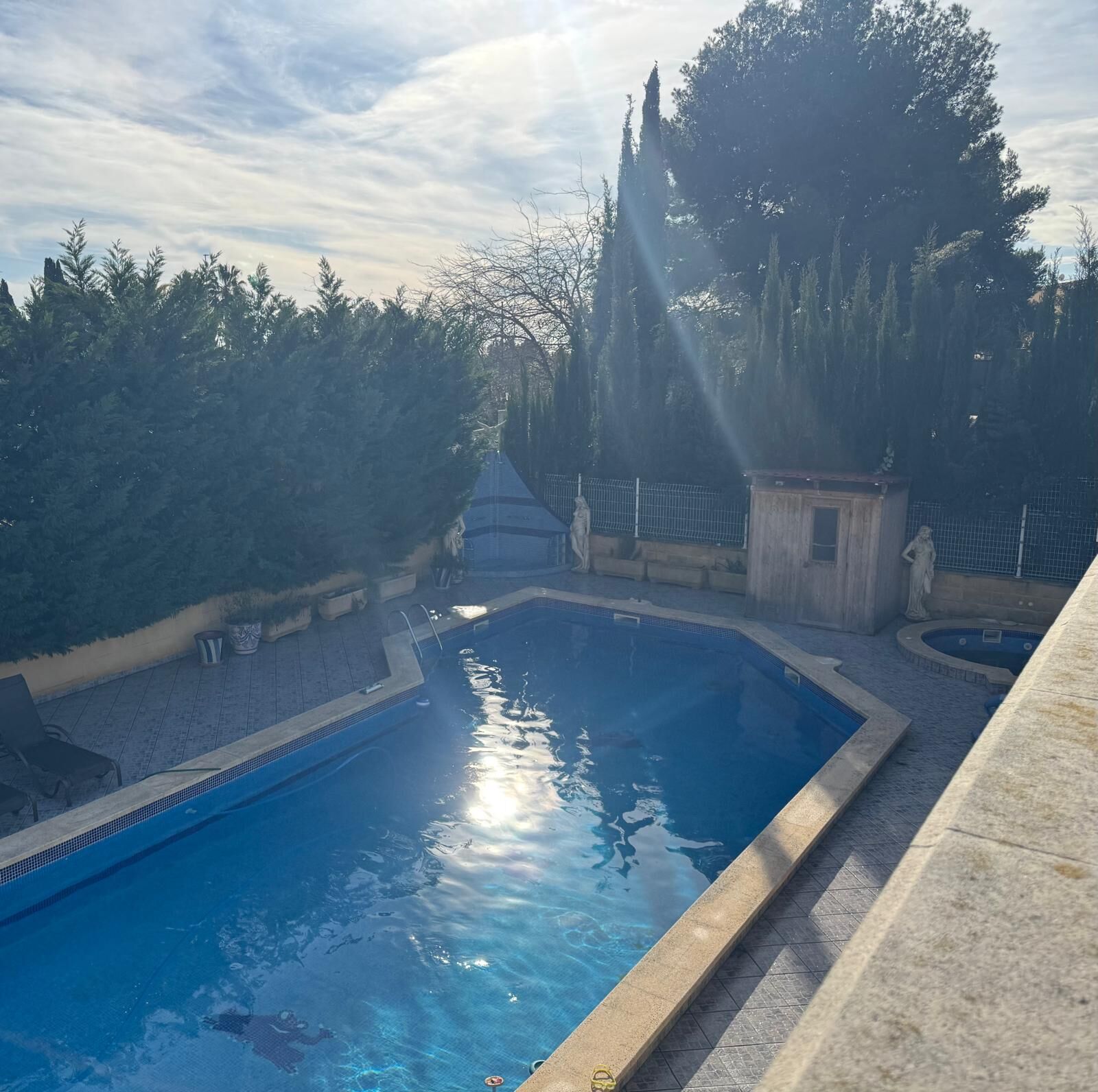 Beautiful villa with private pool in El Catllar Tarragona, perfect for comfortable living and outdoo.