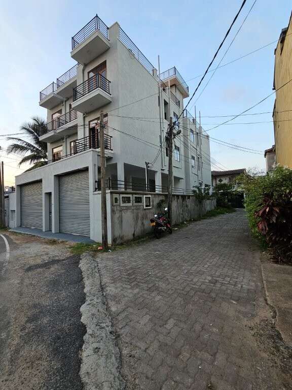 Luxury 12-bedroom condo building for sale in Colombo, Sri Lanka, featuring spacious balconies and co.