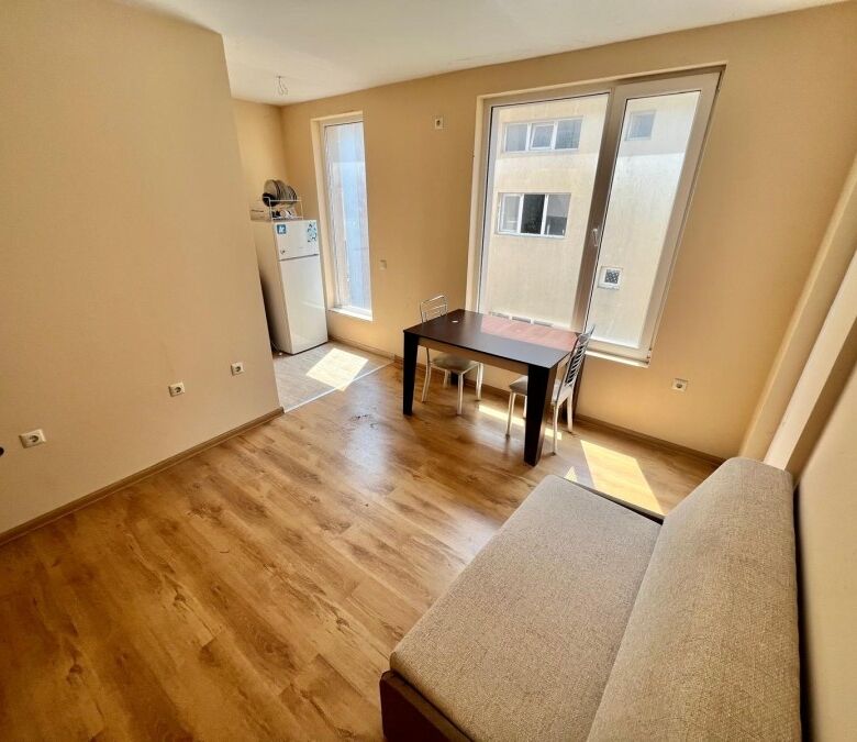 Bright 1-bedroom apartment in Ravda center with 45 sq.m. space, no maintenance fee, ideal for comfor.