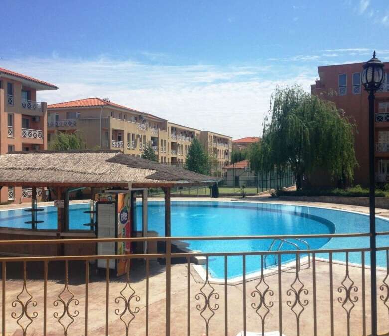 Studio apartment with pool view in Sunny Day 6, Sunny Beach, offering 28 sq.m. of living space.
