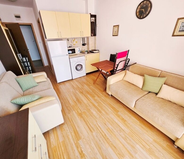 Studio apartment with pool views in Sunny Day 6, Sunny Beach, perfect for relaxing holidays.